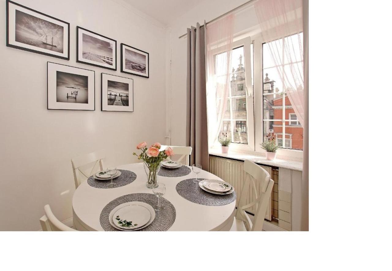 Apartament Kameralny Dluga 50 Гданьск Экстерьер фото