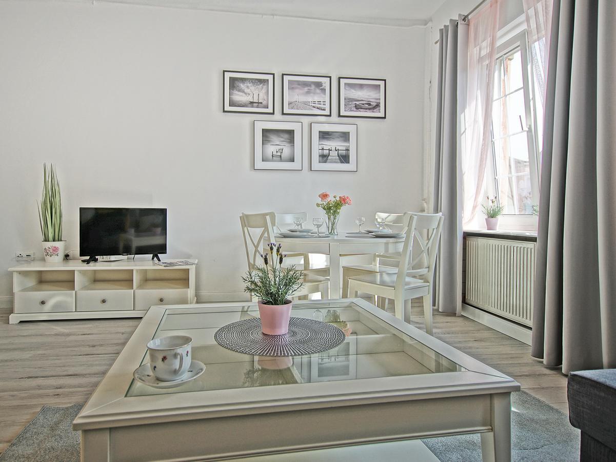 Apartament Kameralny Dluga 50 Гданьск Экстерьер фото
